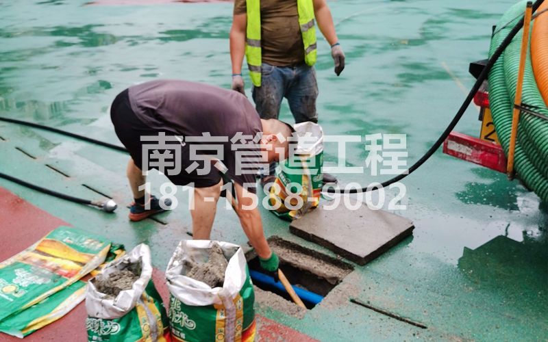 218光明村管道清淤