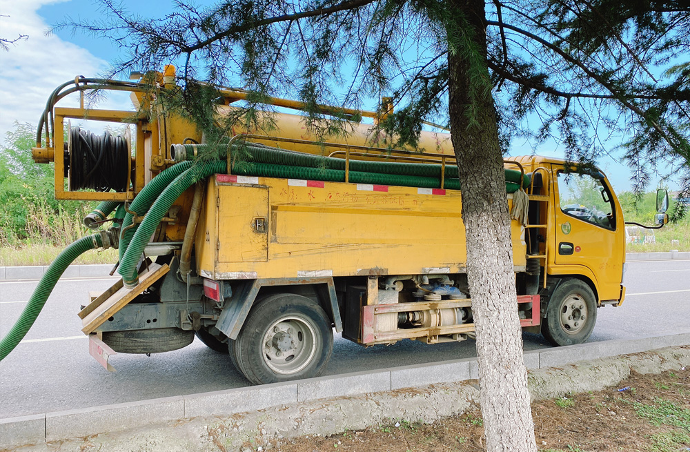 光明村清洗抽粪车