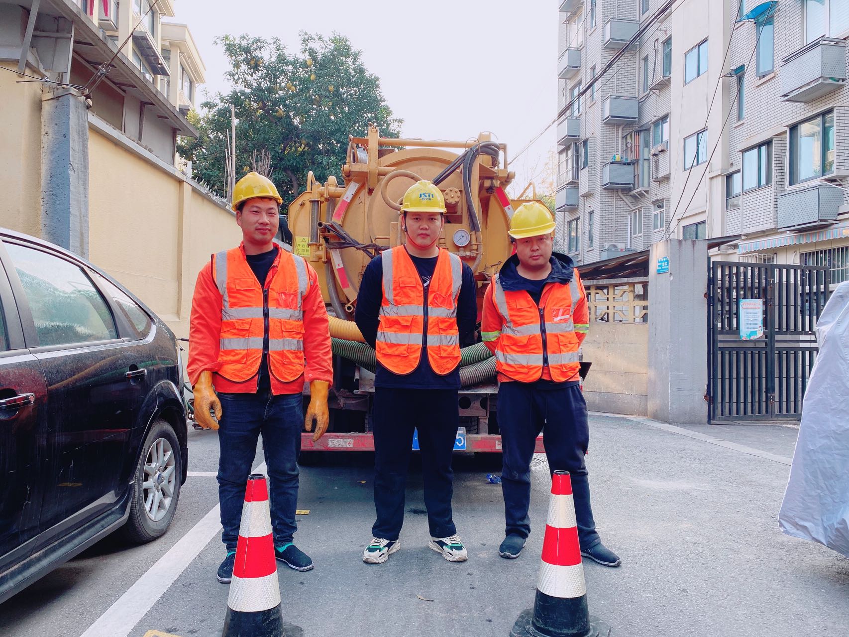 光明村南京某小区管道清淤检测施工